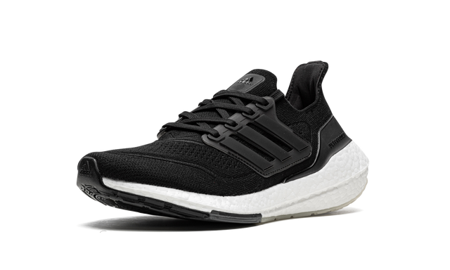 Ultraboost  21 Black White