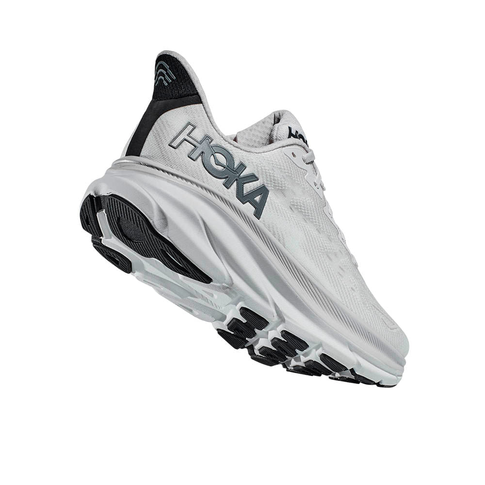 Hoka Clifton 9