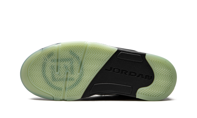 5 Retro Low Clot Jade