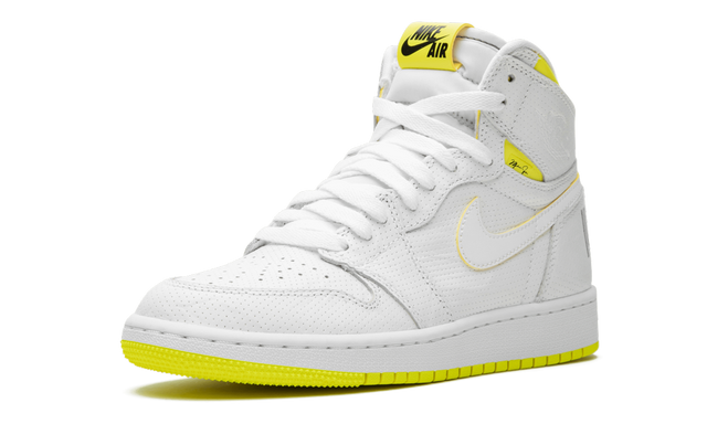 1 Retro High First Class Flight