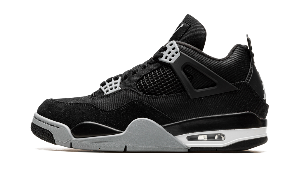 4 Retro SE Black Canvas
