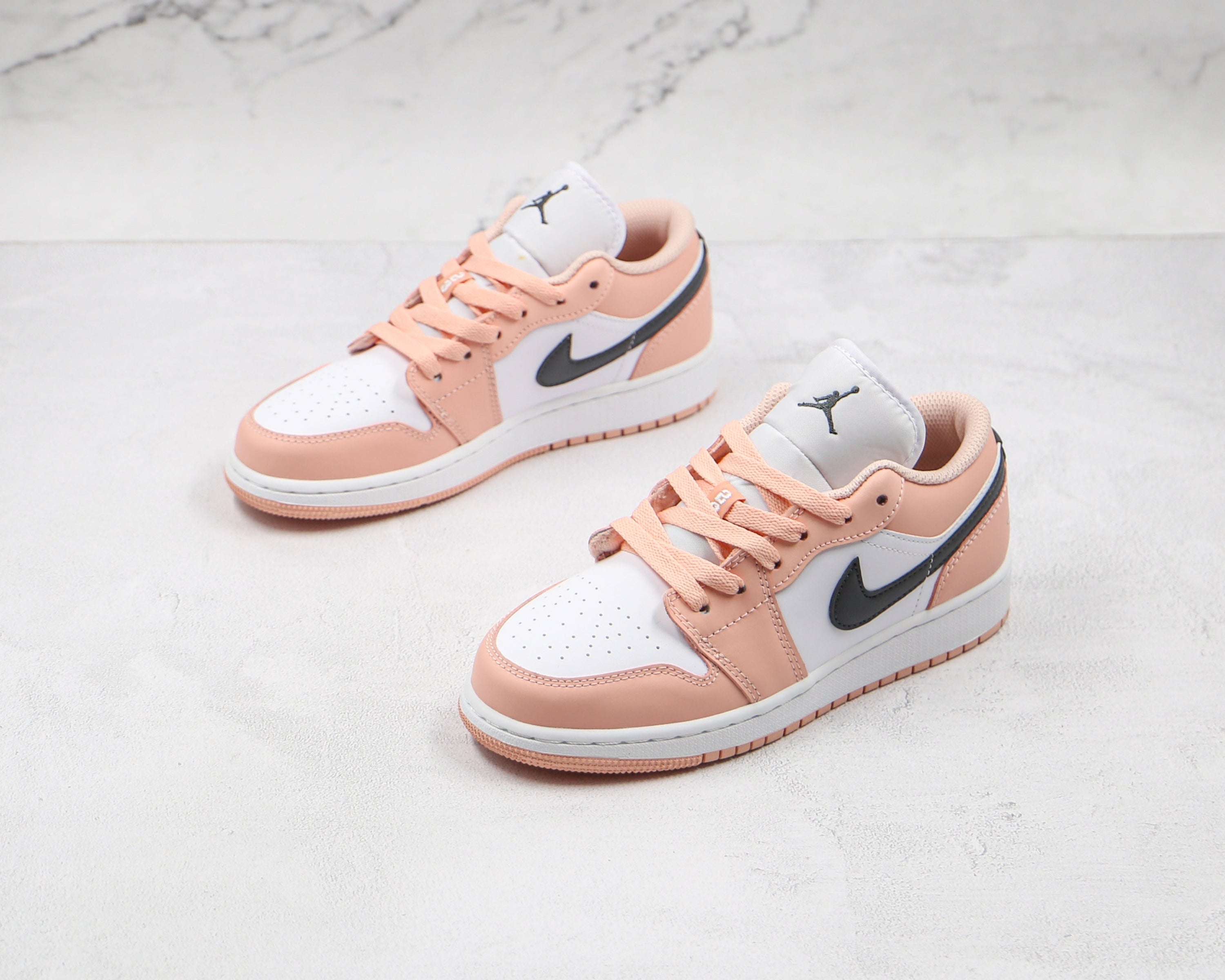 1 Low Light Arctic Orange Pink