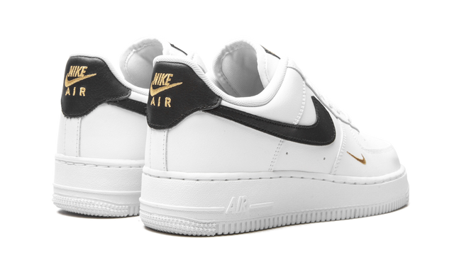 1 Essential White Black Gold