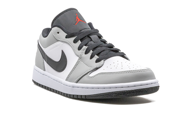 1 Low Light Smoke Grey