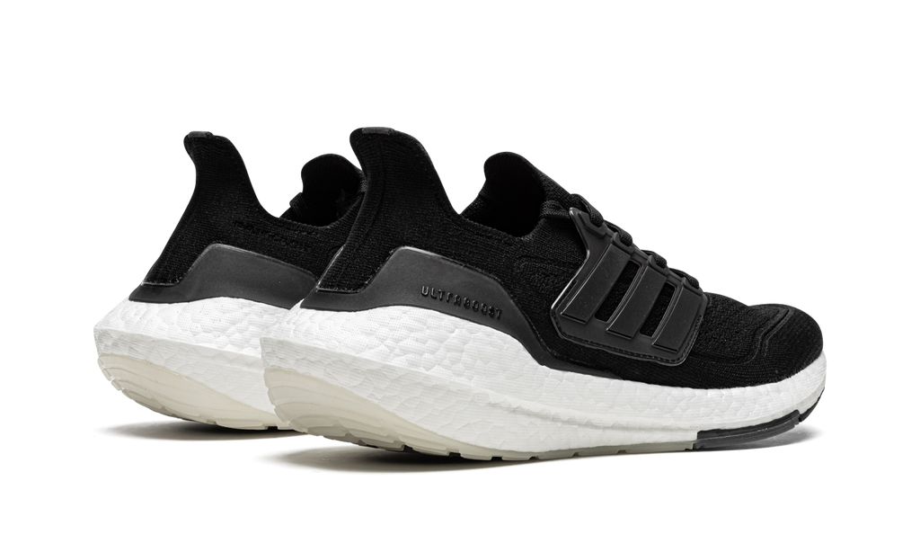 Ultraboost  21 Black White
