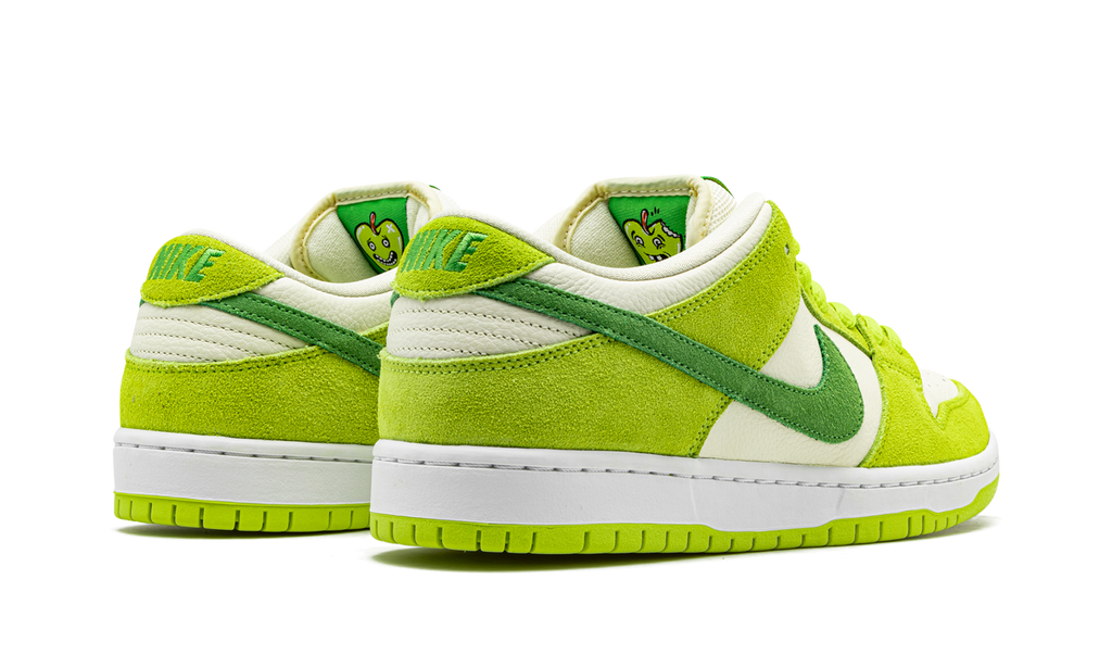 SB Dunk Low Pro Sour Apple