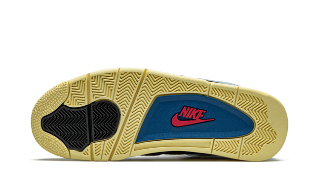 4 Retro Union Off Noir