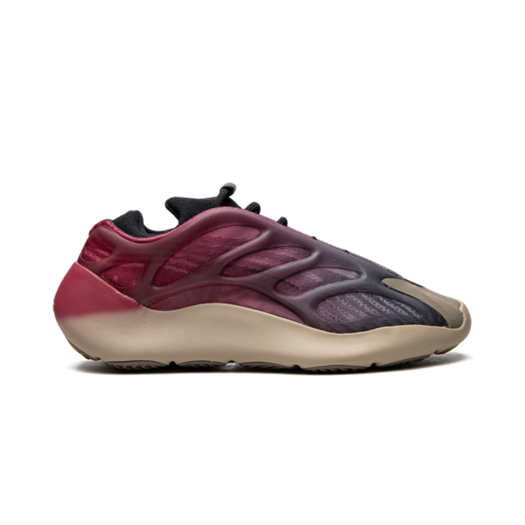 700 V3 Fade Carbon