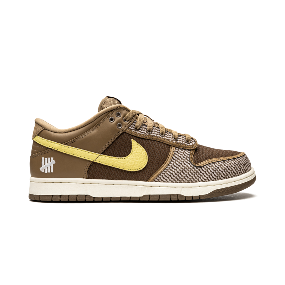 Dunk Low Undefeated Canteen