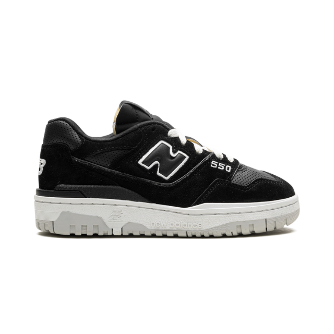 550 Black Suede