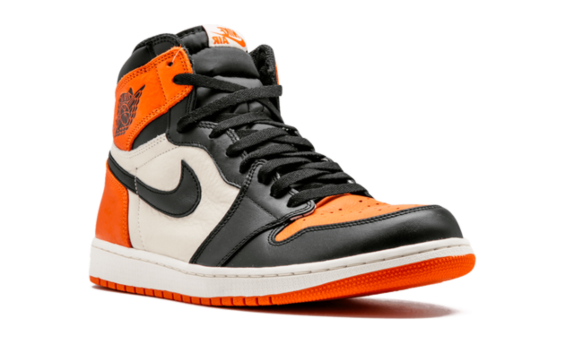 1 Retro High Shattered Blackboard