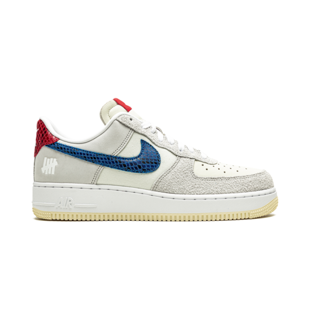 1 Low SP Undefeated 5 On It Dunk vs. AF1