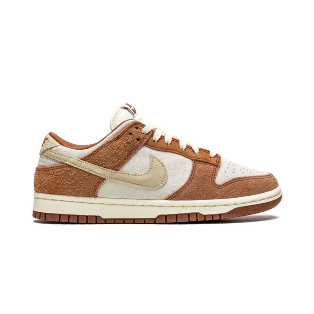 Dunk Low Medium Curry