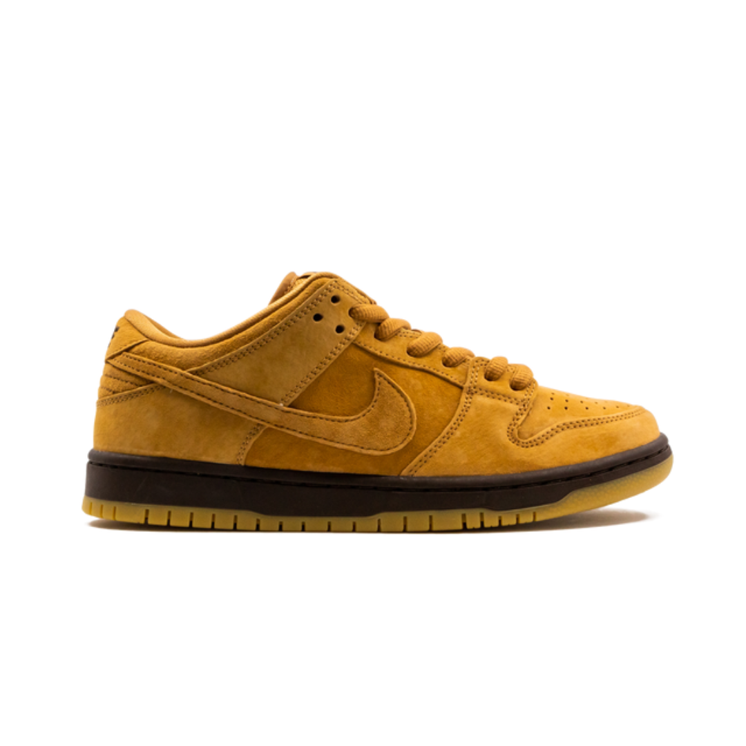 SB Dunk Low Wheat