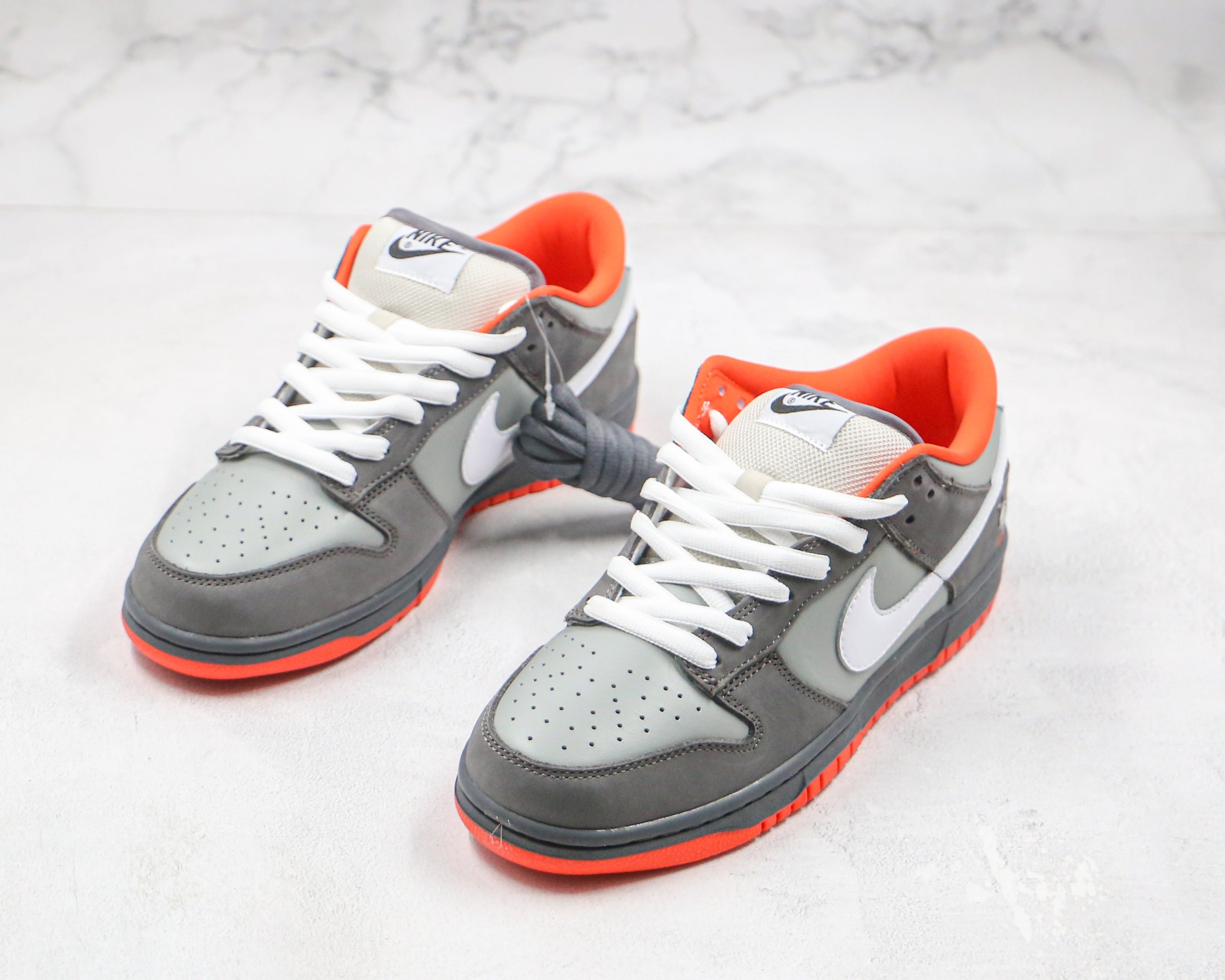 SB Dunk Low Staple NYC Pigeon