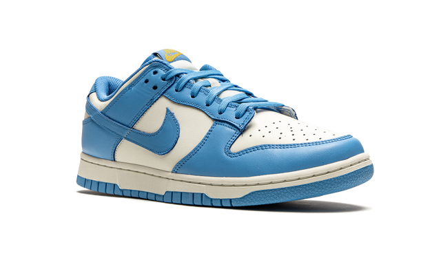 Dunk Low Coast