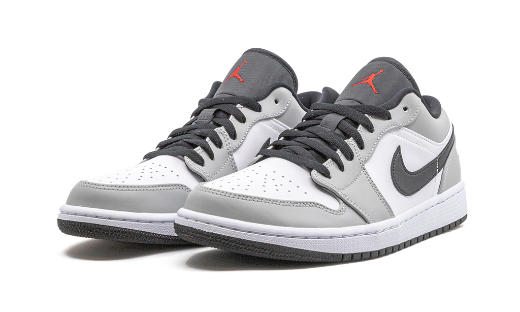 1 Low Light Smoke Grey