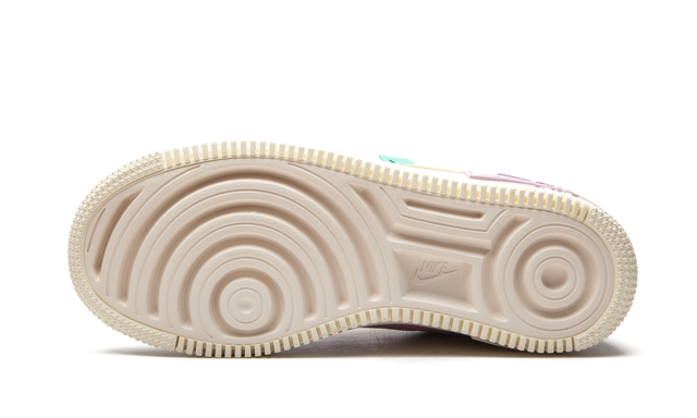 1 Shadow Pale Ivory
