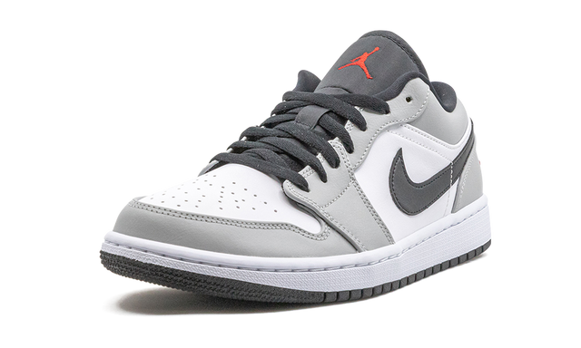 1 Low Light Smoke Grey