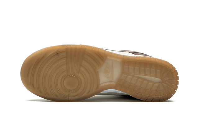 Dunk Low Plum Eclipse