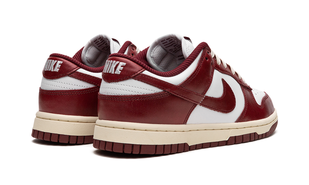 Dunk Low PRM Vintage Team Red