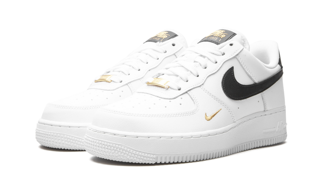 1 Essential White Black Gold
