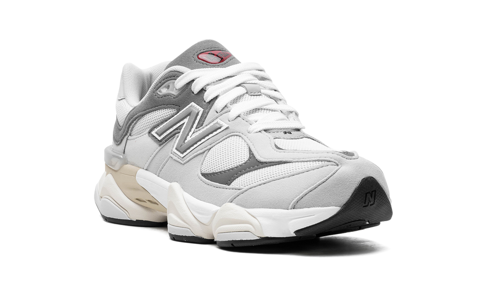 9060 Rain Cloud Grey