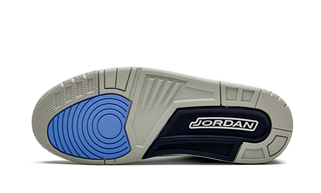 3 Retro UNC