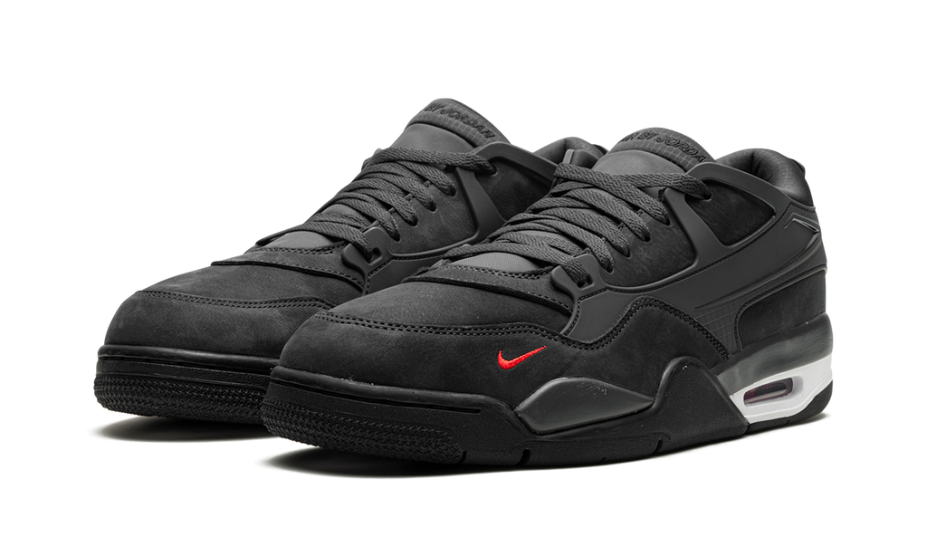 Air  4 RM Driveway Grey "Nigel Syester"