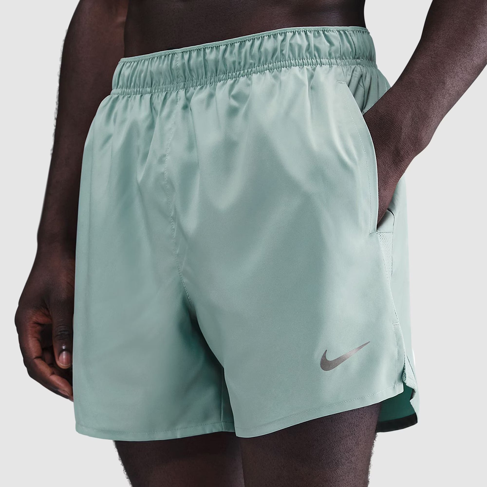 Nike Dri-FIT Challenger 5 Inch Brief-Lined ShortsBlack