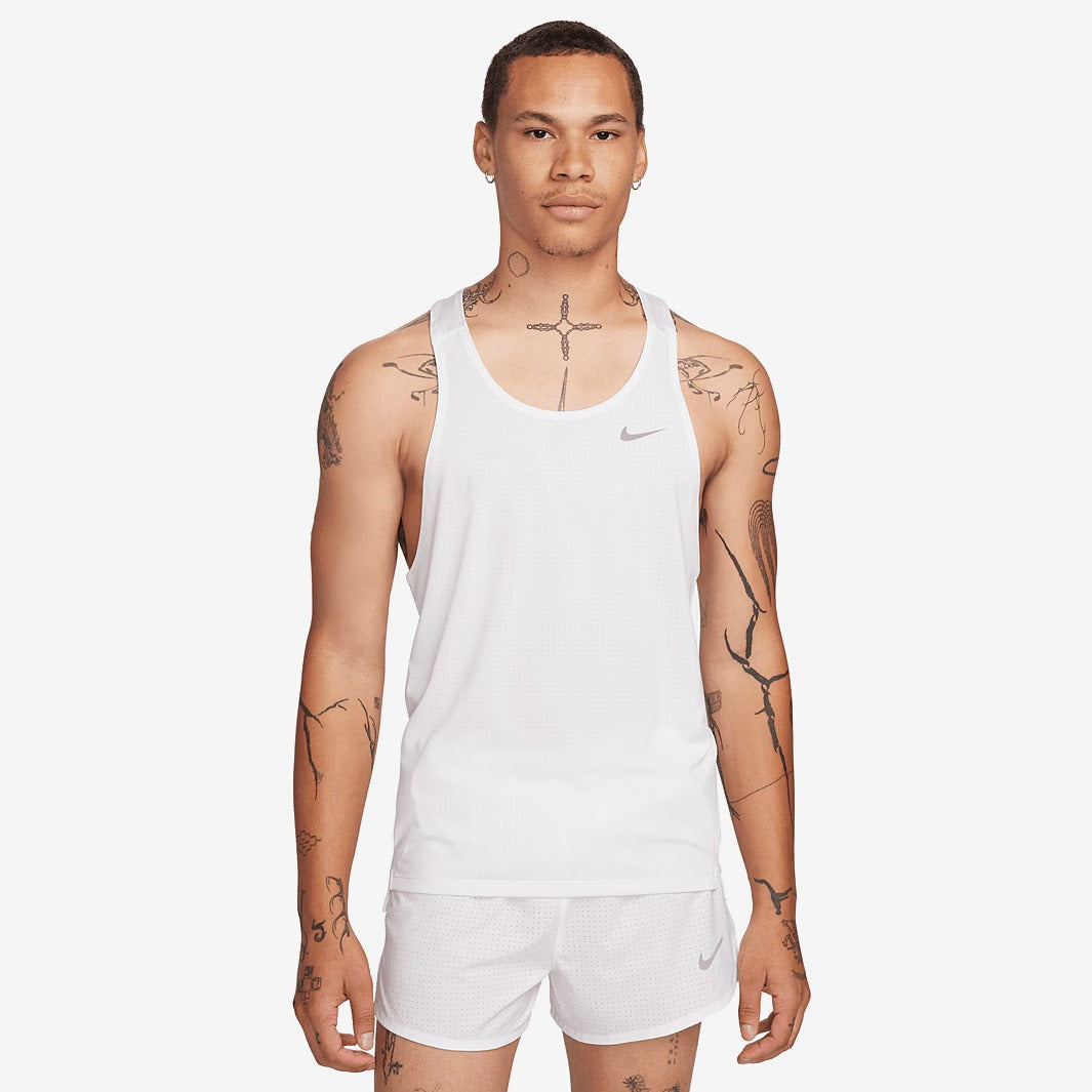 Camiseta regata Nike Dry-FIT Fast - Branca Refletiva