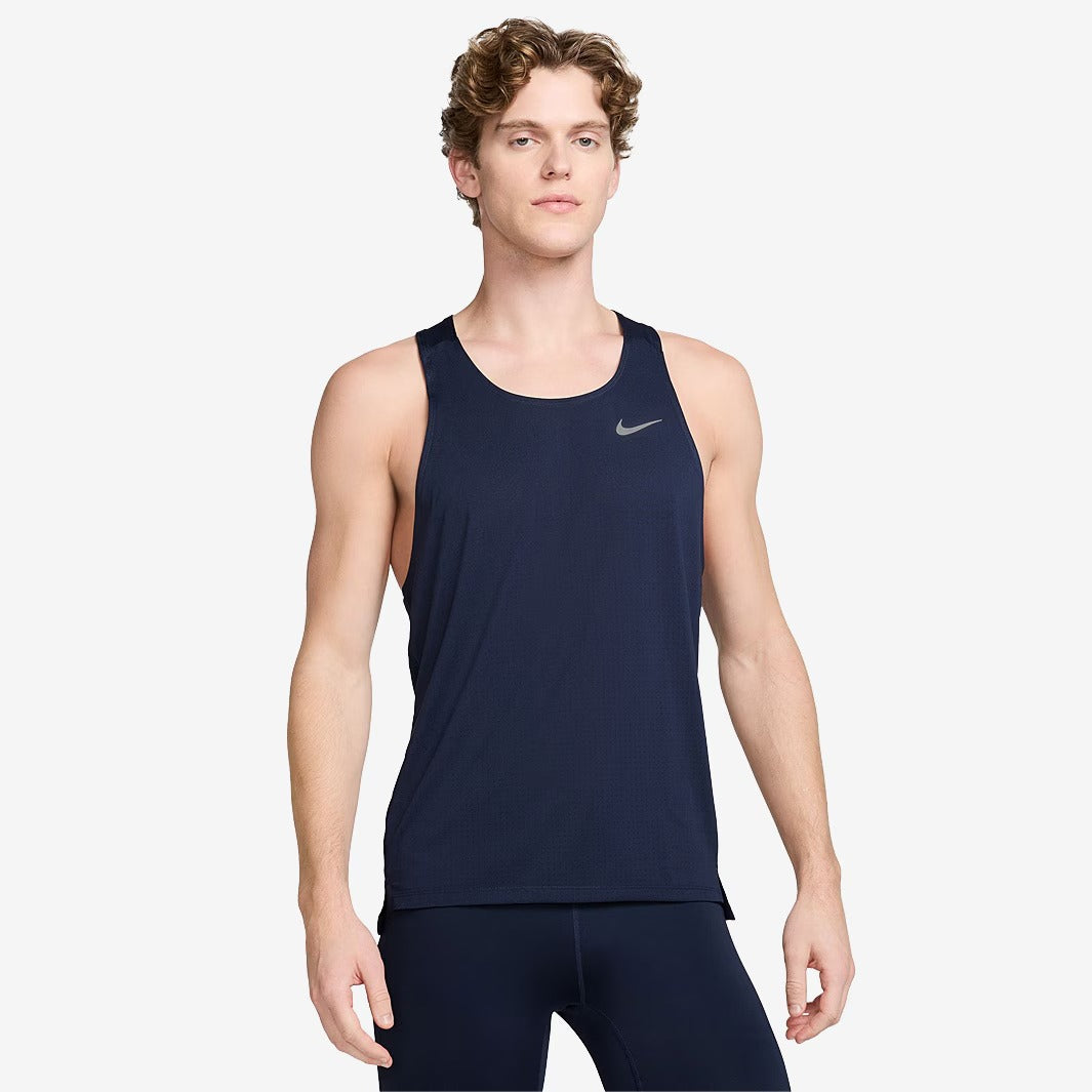 Camiseta regata Nike Dry-FIT Fast - Obsidiana refletiva