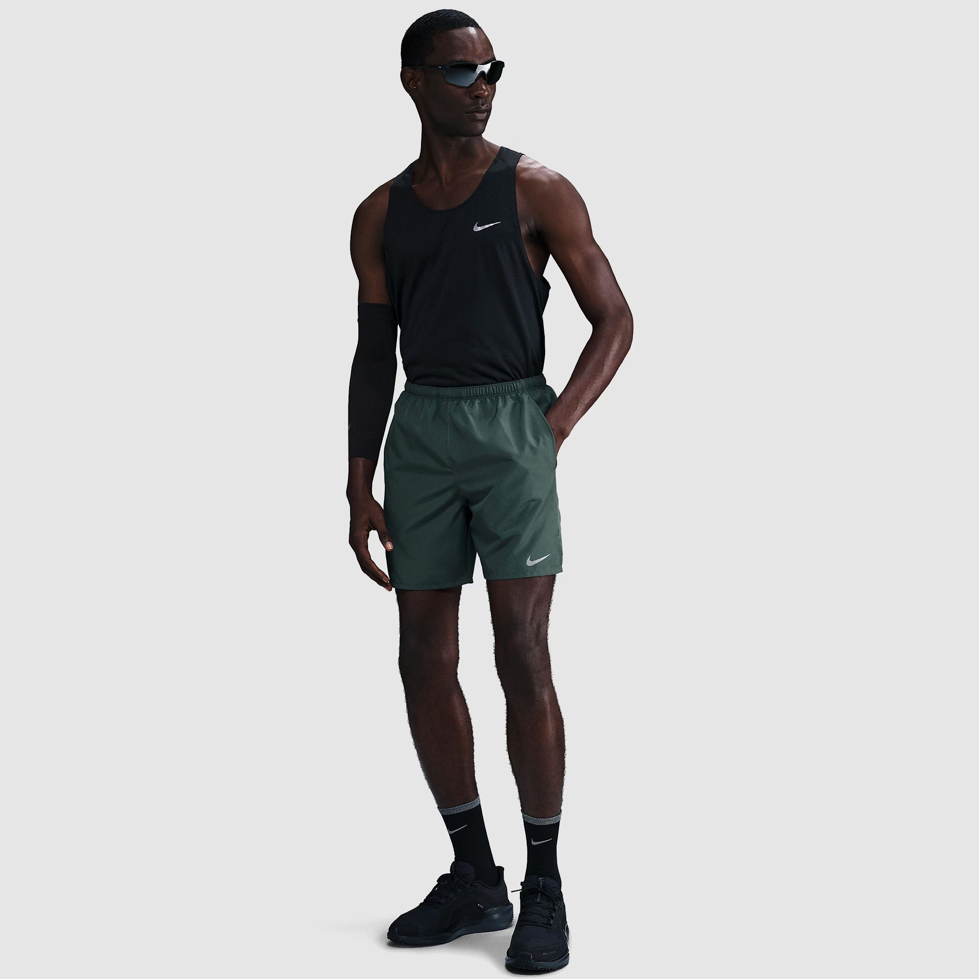 Nike Challenger Brief-Lined 7 Inch Shorts Green/Reflective Silv