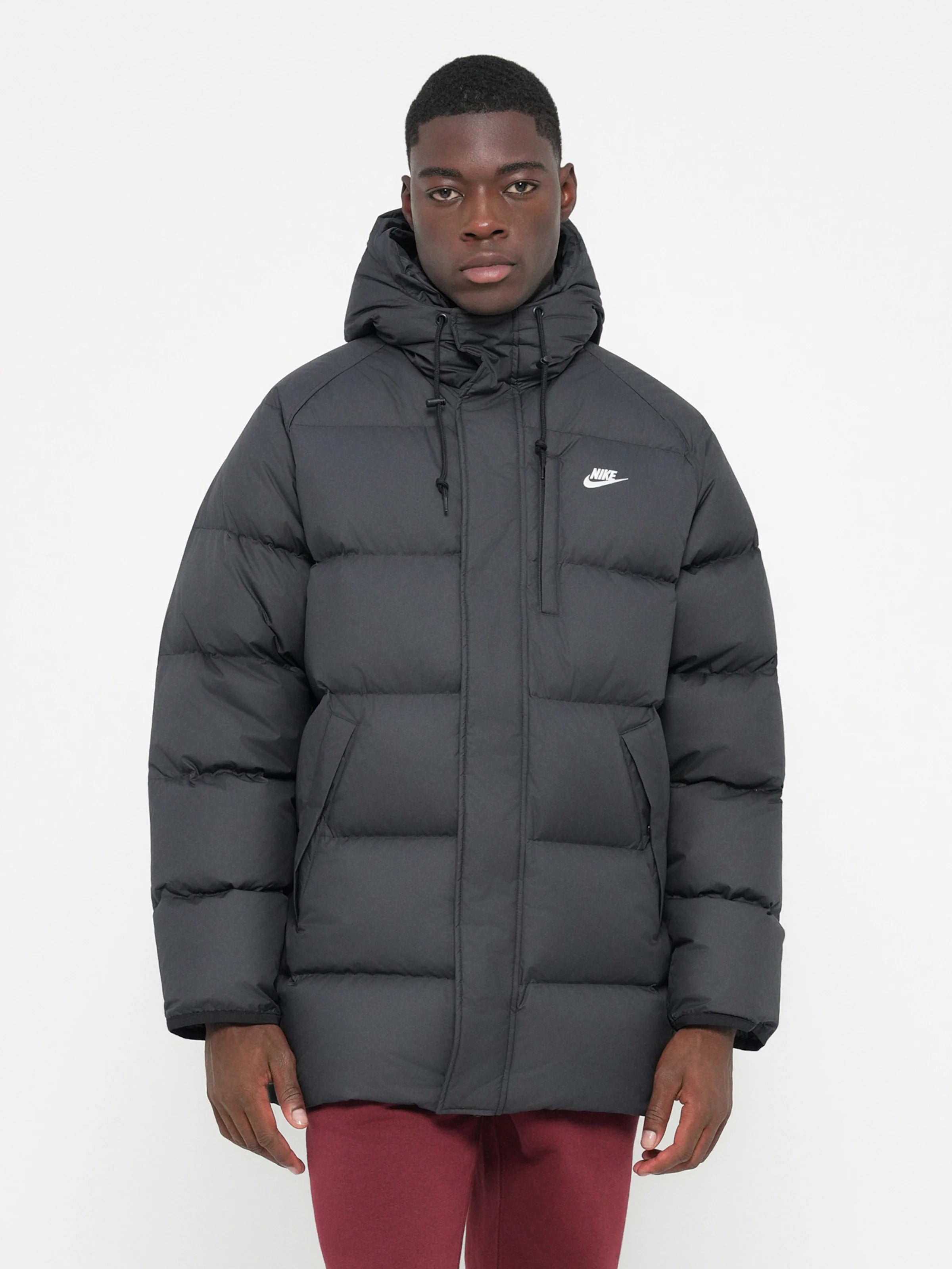 Nike Sportswear Casaco de inverno 'CLUB 550' - Preto