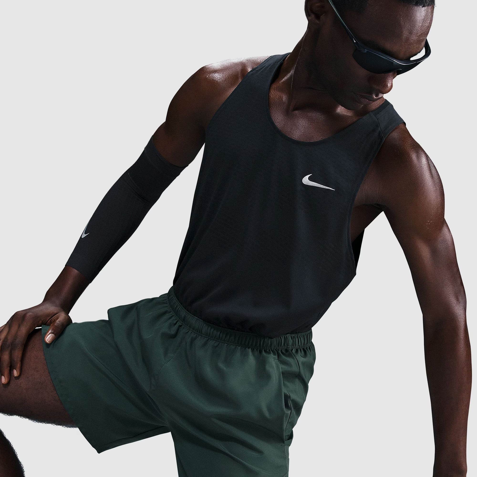 Nike Challenger Brief-Lined 7 Inch Shorts Green/Reflective Silv