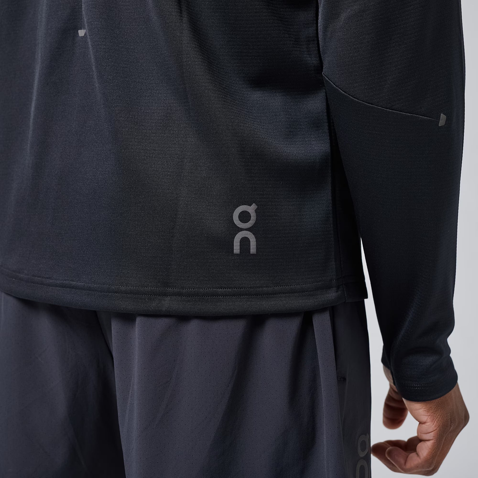 On Climate Shirt Black