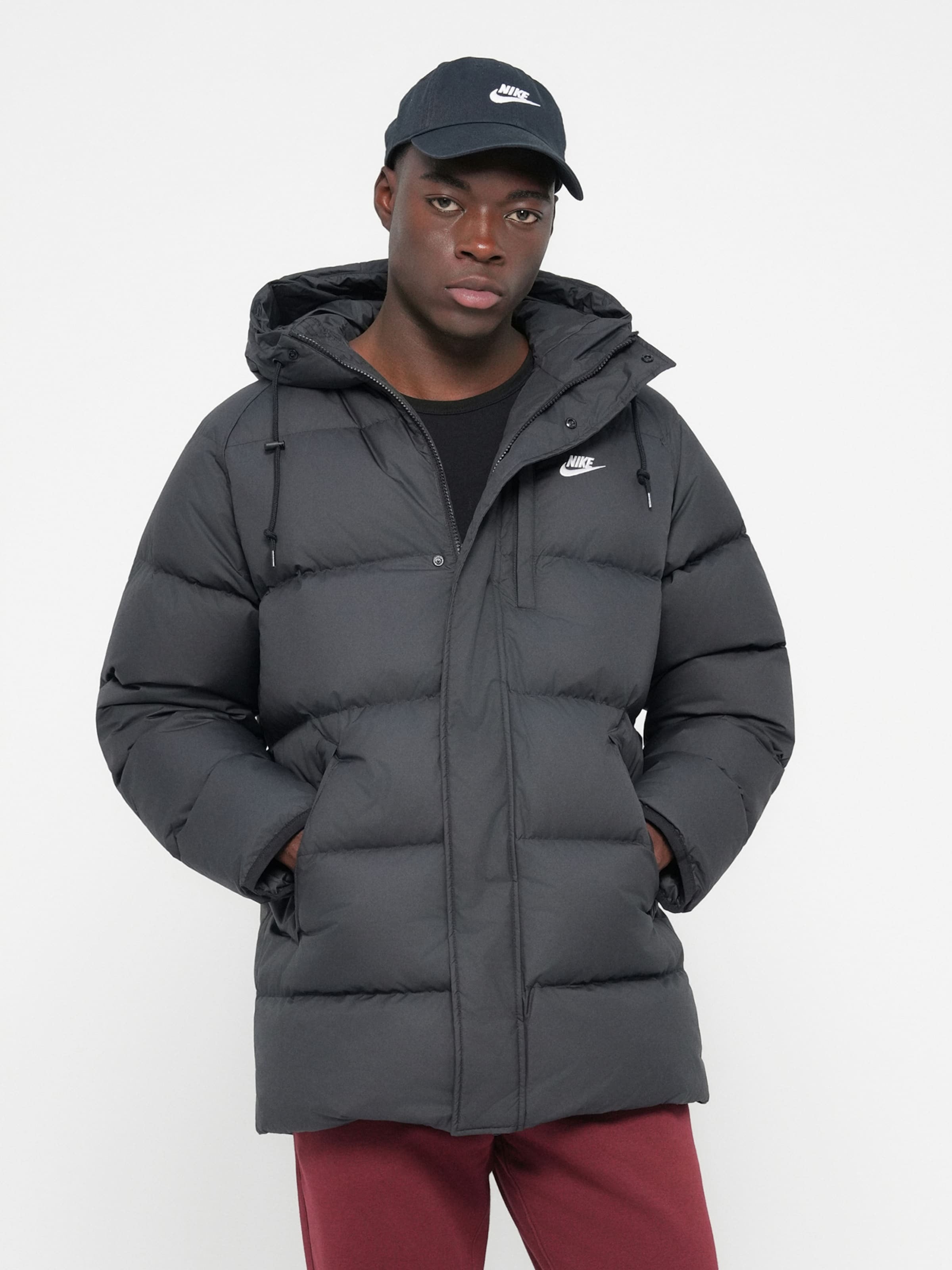 Nike Sportswear Casaco de inverno 'CLUB 550' - Preto