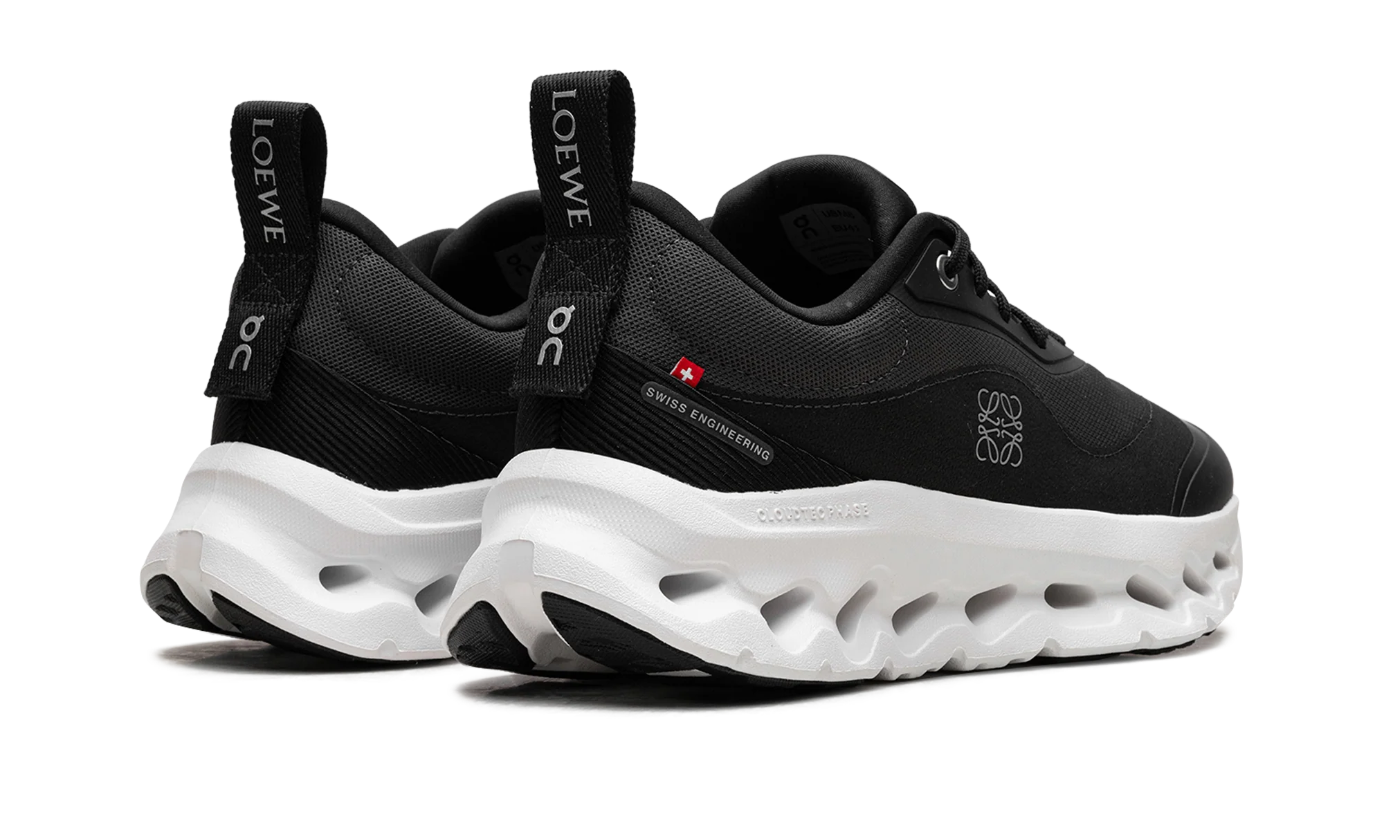 On x LOEWE Cloudtilt 2 'Black/White'