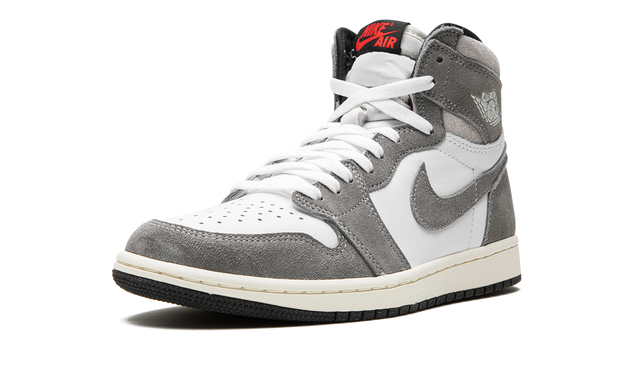 1 Retro High Washed Black