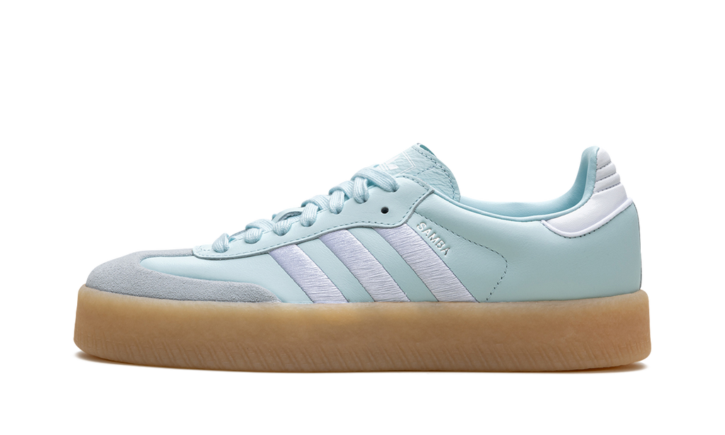 Sambae Almost Blue Sier Metallic Gum