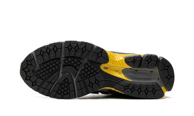 1906R "Castlerock Ginger Lemon"