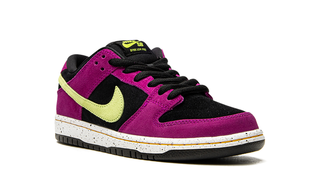 SB Dunk Low ACG Terra Red Plum