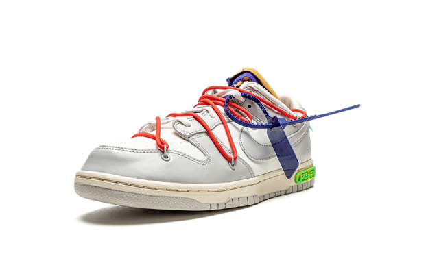 Dunk Low  Lot 23:50