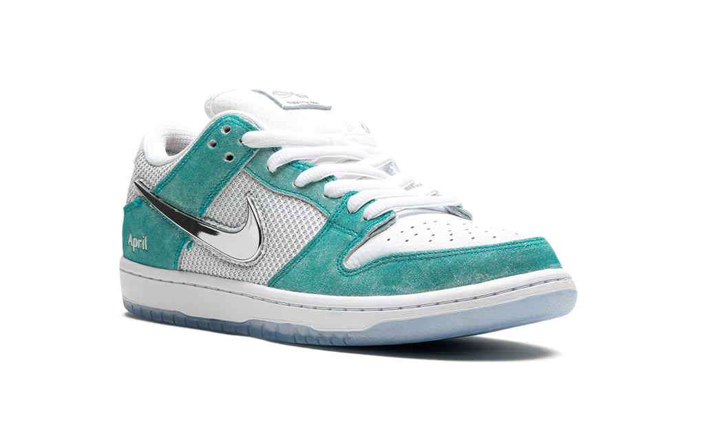 SB Dunk Low April Skateboards