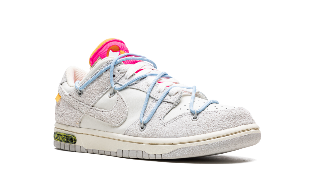 Dunk Low  Lot 38:50