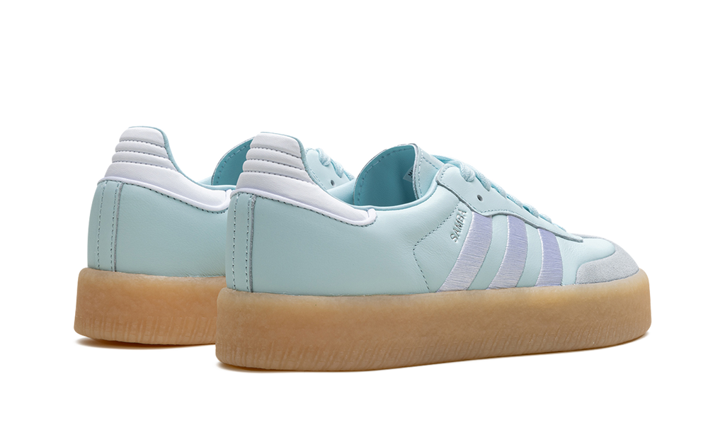 Sambae Almost Blue Sier Metallic Gum