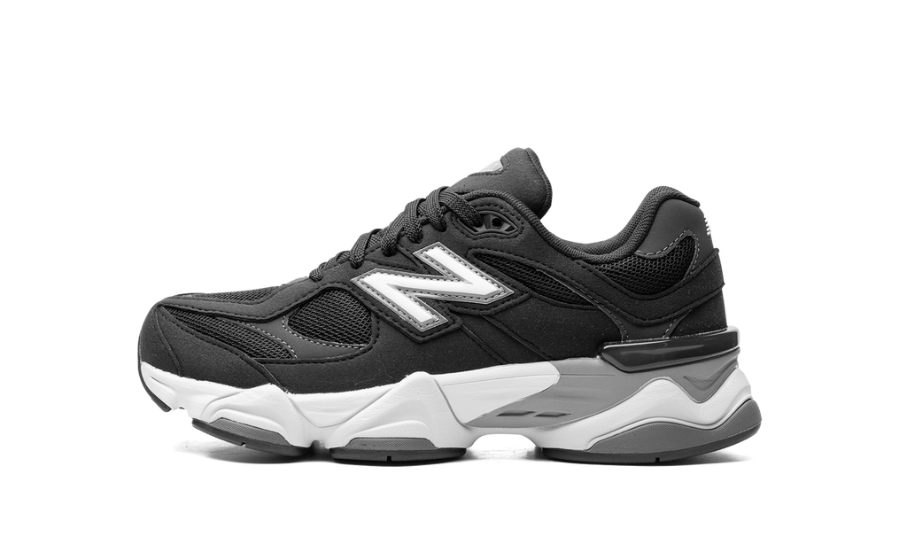 9060 GS Phantom Black