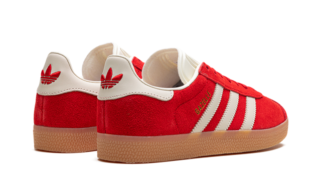 Gazelle Red
