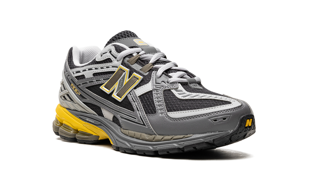 1906R "Castlerock Ginger Lemon"