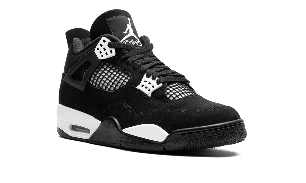 Air  4 White Thunder